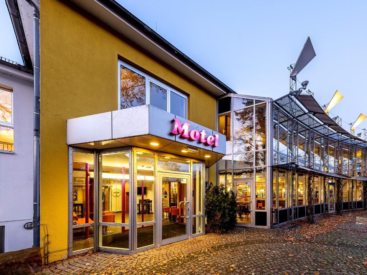 Hotel Hannover-Garbsen Exterior photo